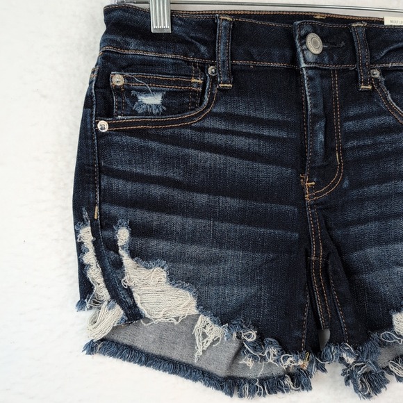 NWT American Eagle Midi Jean Shorts Women's 8 Stretch Dark Wash Distressed Denim - Picture 2 of 5